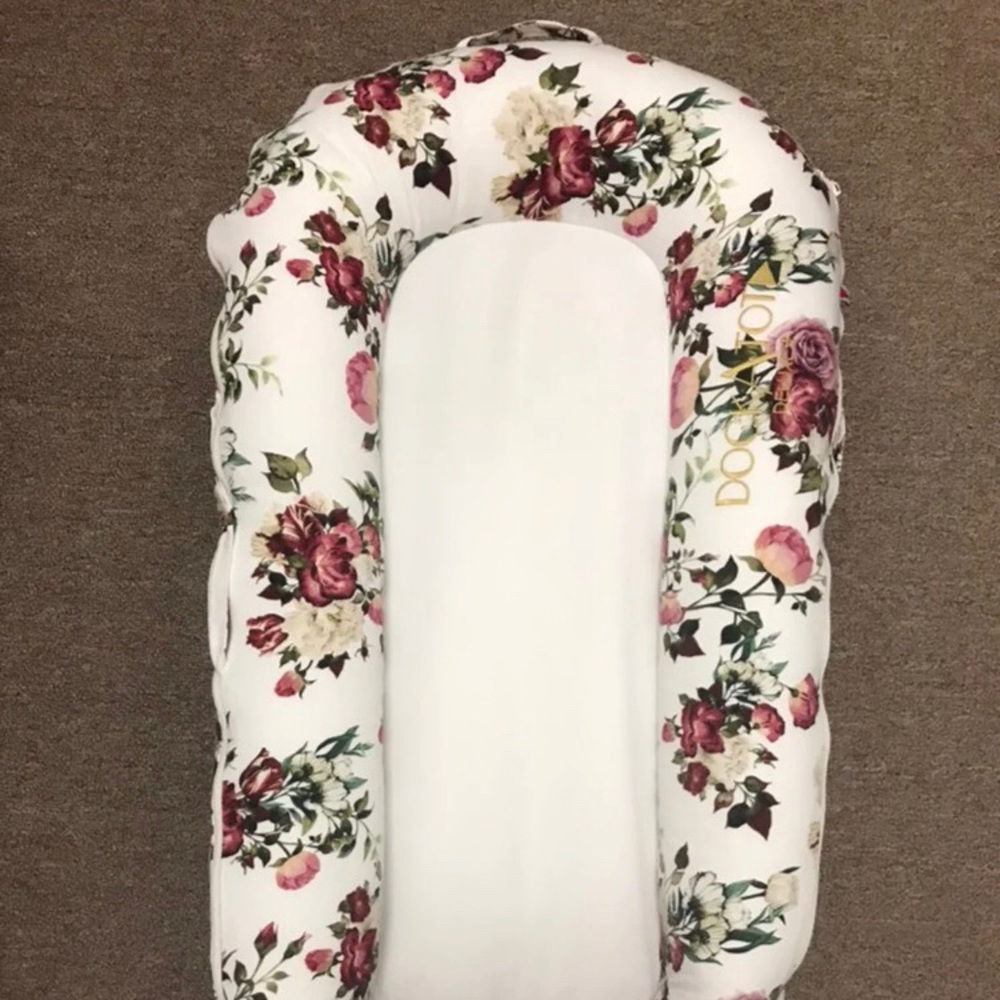 La Vie En Rose Dockatot Deluxe